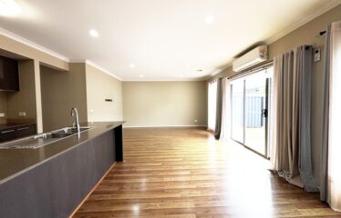 24 Taylan Street Craigieburn VIC 3064