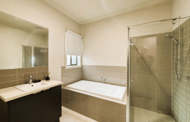 16 Sudbury Street Mickleham  VIC 3064