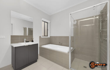 16 Sudbury Street Mickleham  VIC 3064