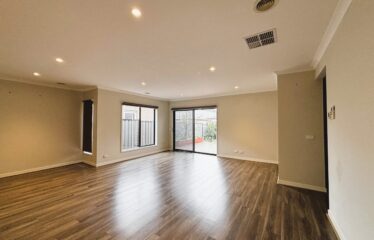 14 Aqua Rise Craigieburn  Vic 3064