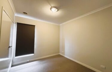 14 Aqua Rise Craigieburn  Vic 3064