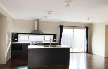 8 Moxie Road Craigieburn VIC 3064