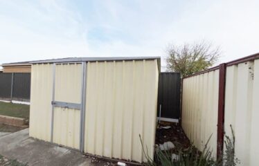 2 Mekong Pl, Roxburgh Park VIC 3064