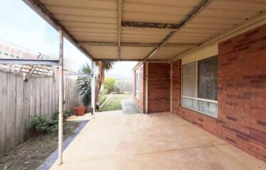 2 Mekong Pl, Roxburgh Park VIC 3064