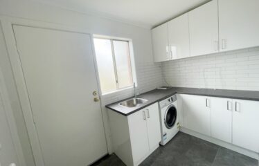 2 Mekong Pl, Roxburgh Park VIC 3064