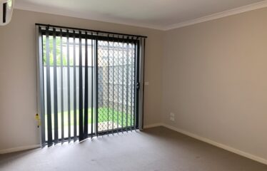 Unit 43 / 20 Hyde Park Av, Craigieburn VIC 3064