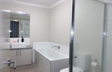 Unit 43 / 20 Hyde Park Av, Craigieburn VIC 3064