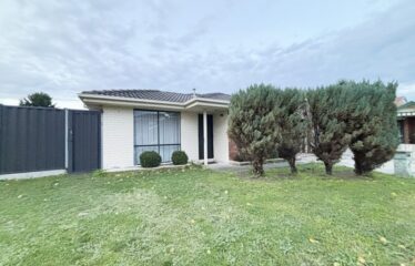 16 Jamieson Close  Roxburgh Park  VIC 3064