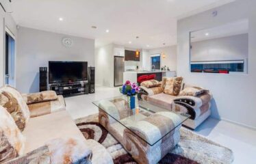 77 Huntington Drive Craigieburn  VIC 3064