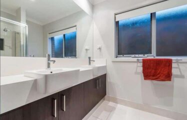 77 Huntington Drive Craigieburn  VIC 3064