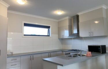 Unit 43 / 20 Hyde Park Av, Craigieburn VIC 3064
