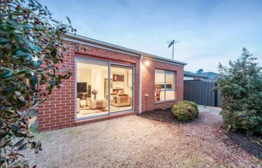 77 Huntington Drive Craigieburn  VIC 3064