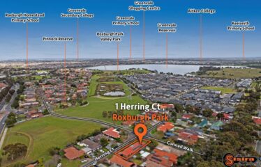 1 Herring Court  ROXBURGH PARK VIC 3064