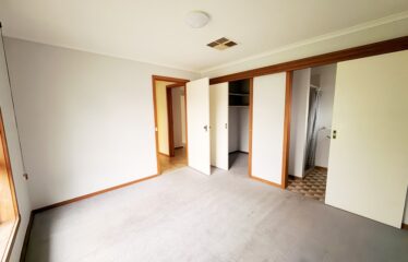 21 Strickland Av, Mill Park VIC 3082