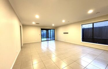 24 Hartney Av, Mickleham VIC 3064