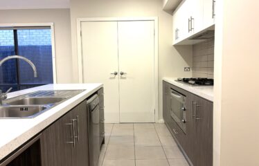 24 Hartney Av, Mickleham VIC 3064