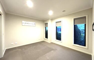 24 Hartney Av, Mickleham VIC 3064